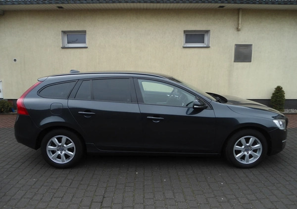 Volvo V60 cena 38600 przebieg: 263000, rok produkcji 2013 z Nowe małe 631